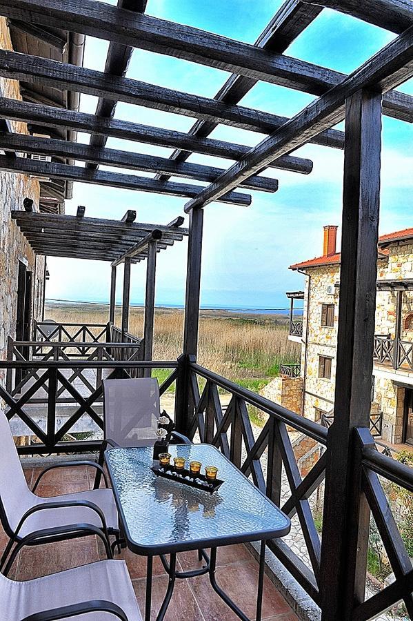 Sunstone Villas Psakoudia Buitenkant foto